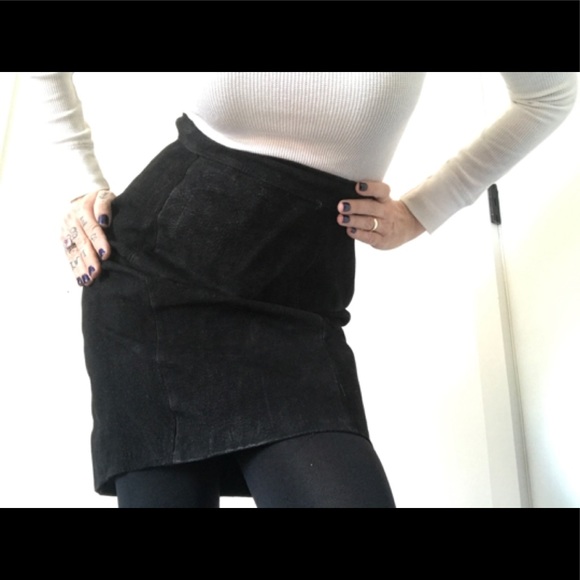 Global Identity GIII Vintage Suede Leather Skirt - Picture 7 of 16